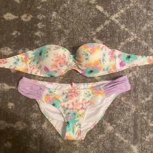Victoria’s Secret floral bikini set